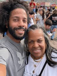 Photo by Devin Dyer (@celebrityfirebird) · December 14, 2020