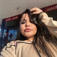 Luisana Roman's Instagram, Twitter & Facebook