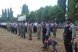 Pada masa demokrasi parlementer, indonesia banyak mengalami gangguan stabilitas politik dan keamanan. Pemilu 2019 Ketat Polri Siap Amankan Pemerintah Provinsi Jawa Tengah