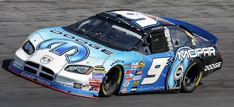 Getting a team to switch brands is considered a real coup in terms of pr the best part is that dodge won't be starting from scratch if it goes back to nascar. Mark S Random Nascar Facts On Twitter Dodge Debuted The Charger In Nascar S Cup Series In 2005 It Took Over For The Intrepid Which Had Been Used Since Their Return In 2001 That