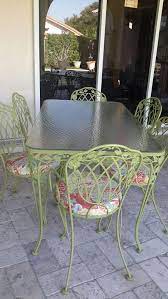 7 Piece Vintage Mid Century Woodard Wrought Iron Patio Set Includes 2 Arm Chairs Text Patio Furniture Makeover Vintage Patio Furniture Iron Patio Furniture