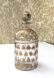 Originally created to house 'eau de cologne impériale' for the empress. Flacons Abeille Collectionsautourduparfum Par Annick Augu