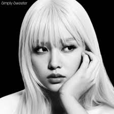 Listen to Think Twice by Celine Dion Official in MAI GURLZ playlist online  for free