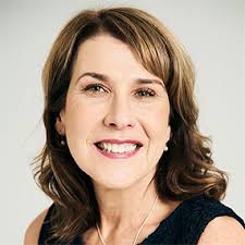 Robyn Compton's Instagram, Twitter & Facebook