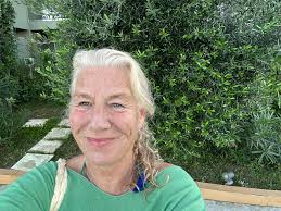 Oh I do hope so Telesilla Reception Desk and Makis Filippas xxx living in  hope xxx