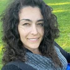 Dayna Beal's Instagram, Twitter & Facebook