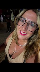 Bernice 🤓 (@bernice_morris)