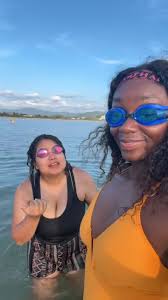 Women Diving No Splash Chinese