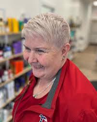 Super Short Platinum Pixie ❤️ Let's Go Red Sox ⚾️ #pixiecut #pixie  #nothingbutpixies #redsox #letsgoredsox