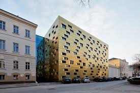 Spectacular event in austria since 2007. Gerichtsgebaude Und Vorplatz In St Polten Fassade Buro Verwaltung Baunetz Wissen