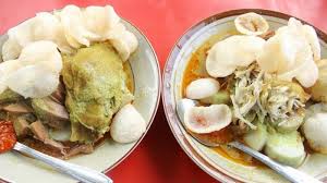 Resep lontong gulai cubadak/nangka khas dapur uni et. Lontong Sayur Padang Lima Di Semarang Laris Manis Diserbu Pembeli Jateng Live