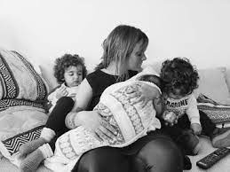 Desde essa altura, a cantora tem falado abertamente sobre este tema, dando conta da evolução do menino. Companheiro De Carolina Deslandes Reage Publicamente Ao Problema Do Filho A Ferver Vidas