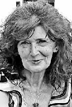 Maxine Thorne's Instagram, Twitter & Facebook