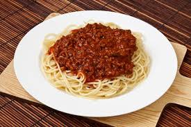 A Decouvrir Comment Preparer Les Traditionnelles Spaghettis A La Bolognaise Spaghetti Bolognese Bolognese Pasta Party