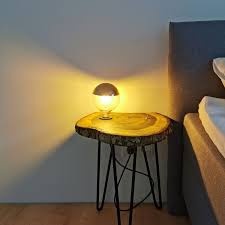 Beistelltisch Mit Lampe In 2020 Beistelltisch Gluhbirne Retro Lampe