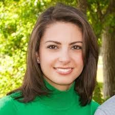 Jennifer Pelzer's Instagram, Twitter & Facebook