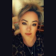 Ek glo 'n Pa moet nie sy dogter leer hoe om 'n prinses te wees nie. Hy moet  haar wys hoe word 'n prinses behandel. Dán sal sy die regte man eendag