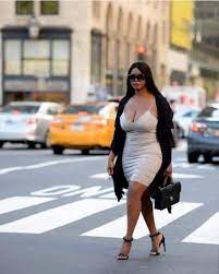 Buhle mkhize had an affair with the minister in 2015. Pics Meet The Hot Panted South African Minister Gigaba S Former Hot Side Chick Opid News