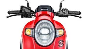 Aksesoris sepeda motor terbaru dari djayalina berupa disk brake depan atau piringan cakram depan untuk variasi atau sparepart alternative sepeda jok aksesoris motor honda scoopy matic merek somjin dengan dua pilihan list warna yaitu merah dan carbon black. Honda Scoopy 2020 2021 Harga Gambar Spesifikasi Modifikasi Dan Review Autofun