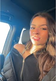 Dani Gregory (@daniellegregory2_)