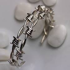 Barbed Wire Bracelet In Sterling Silver Large Size 8 0 To 8 1 2 Inch Jewelry Mens Jewelry Jewelry Design