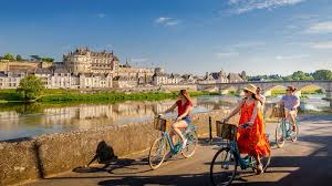 Ter pays de la loire is the regional rail network serving pays de la loire, france. Cycling Loire Valley France The Loire By Bike Route Map