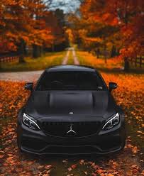 Mercedes C63s Amg Essaie De Trouver Son Prix Espritluxe Abonne Toi Esprit En 2020 Voitures De Luxe Voiture De Sport Sport