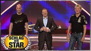 Als variante der samstagabendshow schlag den raab tritt hier ein kandidat (staffel 1 bis 5) oder ein prominenter (seit staffel 6) in bis zu neun (staffel 1 bis 7 und staffel 10.1). Die Erste Ausgabe Von Schlag Den Star 1 Folge Schlag Den Star Youtube