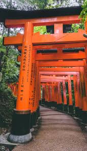 Fushimi Inari Taisha Shrine: Travel Guide ~ LillaGreen