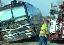 Apply to truck driver, owner operator driver, crude oil hauler and more! Buses And Rv Towing