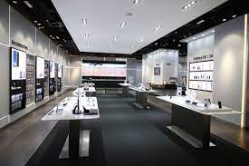 Don't miss these special s10 deals and cash rebate! Samsung Experience Store At The Gardens Mall Reopens To Much Fanfare Samsung Newsroom Malaysia