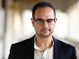 Maybe you would like to learn more about one of these? Stuff Of Legends Malaysia S Former Pm Najib Razak Found Guilty In Billion Dollar 1mdb Scandal The Economic Times