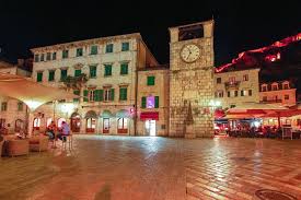 Ob ein geschäftstermin in tivat oder urlaub in montenegro, ein lufthansa flug garantiert ihnen immer eine bequeme und sichere reise von deutschland zu ihrem wunschziel. Kroatien Montenegro Reise Mit Dem E Bike Online Buchen Bei Belvelo
