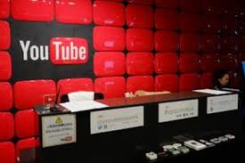 Download lagu terbaru 2016 indonesia terpopuler. 10 Video Musik Terpopuler Youtube 2016 Halaman All Kompas Com