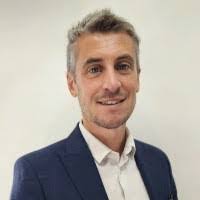 Adam Dray's Instagram, Twitter & Facebook