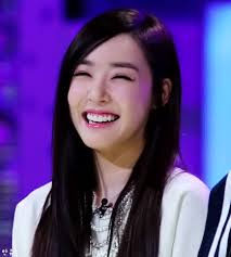 SNSD Tiffany tongue cute + eye smile to the max ♡