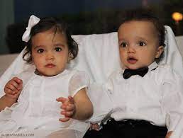 Dem Babies Of Mariah And Nick Sure Are Cute Mariah Carey Twins Mariah Carey Celebrity Babies