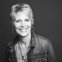 40+ "Roxanne Andre" profiles