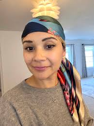 Mom, 35, Recalls First Colorectal Cancer Symptoms She Dismissed