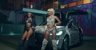 Doja cat and saweetie have released their first single together, titled 'best friend', prompting many of their fans to question whether they are actually true besties in real life. Doja Cat And Saweetie Have A Real Life Friendship And It S Amazing