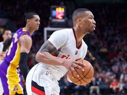 The lakers won handily, and james dropped 30 points and 10 assists rather casually, and los angeles was never really challenged thanks mostly to the king and davis, who poured in 18 of his own in just 18 minutes due. Nba Free Agency Damian Lillard Tweets He D Sign With Lakers If He Left Trail Blazers Silver Screen And Roll