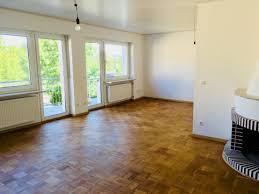 Provisionsfrei oder vom makler dabei variiert der wohnungsmarkt je nach kaltmiete, größe & ausstattung! 4 Zimmer Wohnung Zu Vermieten Hauptstrasse 25a 93128 Regenstauf Regensburg Kreis Mapio Net