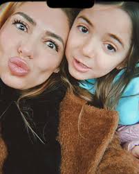 Sanaz Nouri (@stylewithsanaz) · Instagram photos and Reels