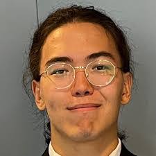 Miguel Wills's Instagram, Twitter & Facebook