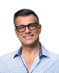 Frank Jiles's Instagram, Twitter & Facebook