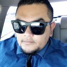 Robert Bugarin's Instagram, Twitter & Facebook