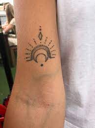 Ein tattoo bleibt dir ein leben lang. Pin Von Dream Of Ophelia Auf Tattoos In 2020 Tattoo Ideen Tatowierungen Tattoo Vorlagen