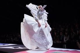 10 Of Fashion S Most Avant Garde Designers Victor And Rolf Weird Fashion Fashion Design