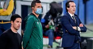 Manchester united's stadium alone holds 74,140 people. Unai Emery Defends Mikel Arteta From Criticism After Arsenal S Loss To Villarreal