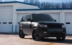 Range Rover Vogue Is A Bold Evolution Of An Iconic Design Https Www Reconditionengines Co Uk Rec Make Asp Part Reconditione Range Rover Dream Cars Land Rover